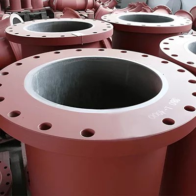 Труба футерованная литьём