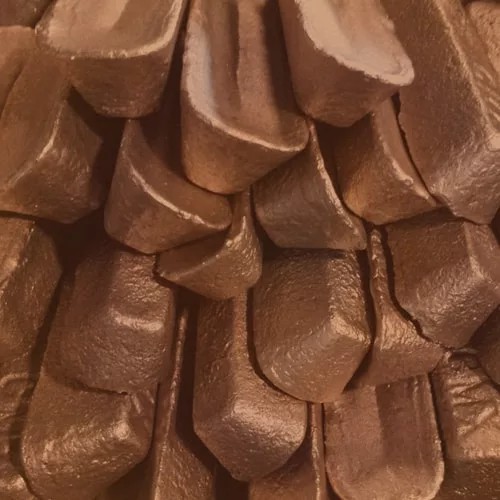 Бронзовые слитки и чушки