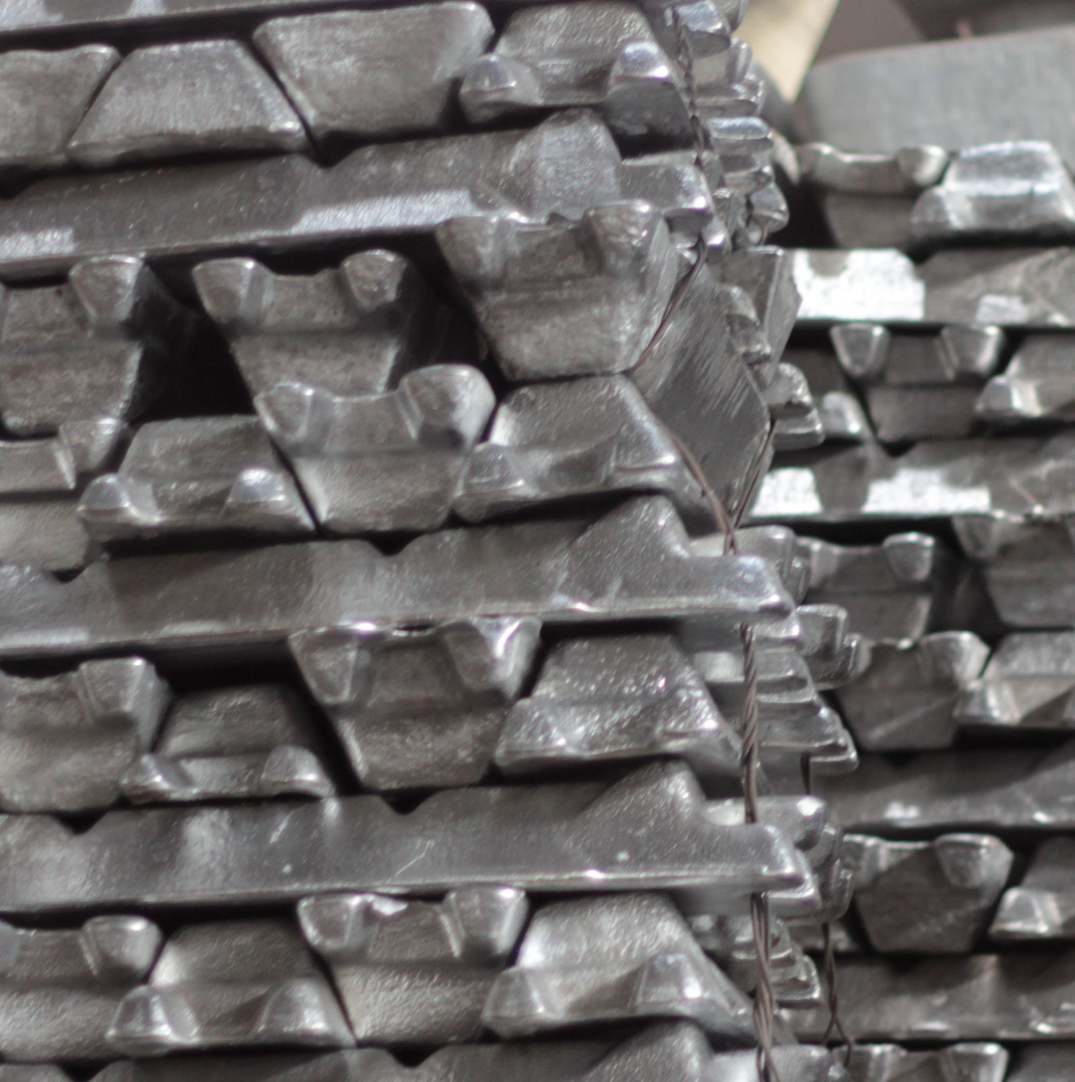 Алюминиевая чушка (слиток)